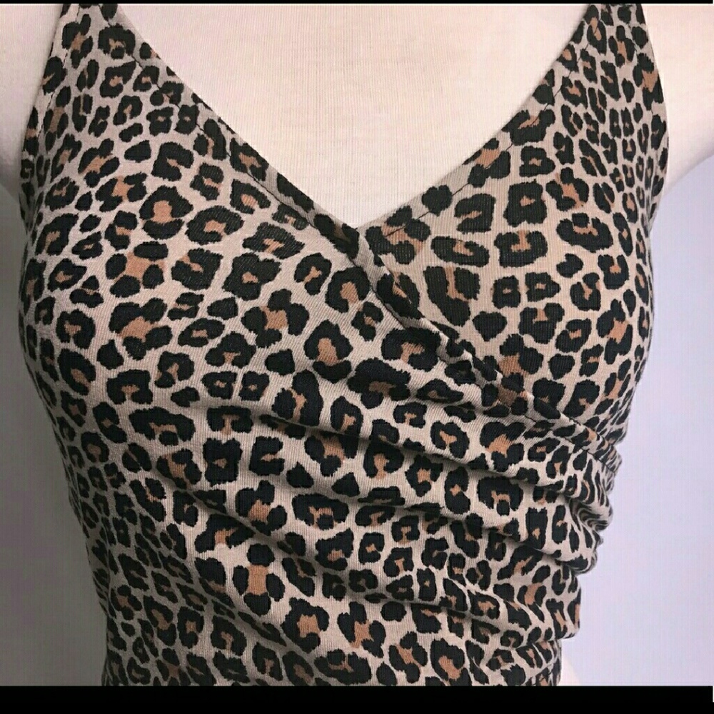DIVIDED H&M leopard print crop top